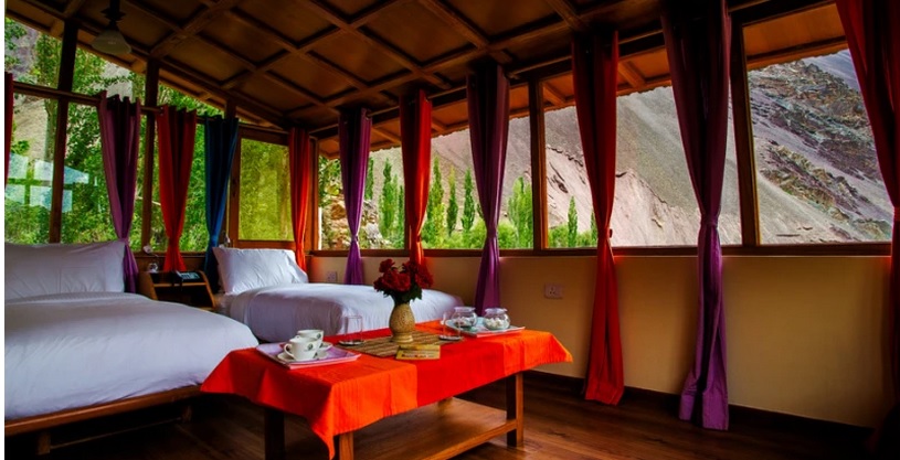 Set on the banks of the Indus river, these cottages let in a stunning view of Ladakh's landscape.