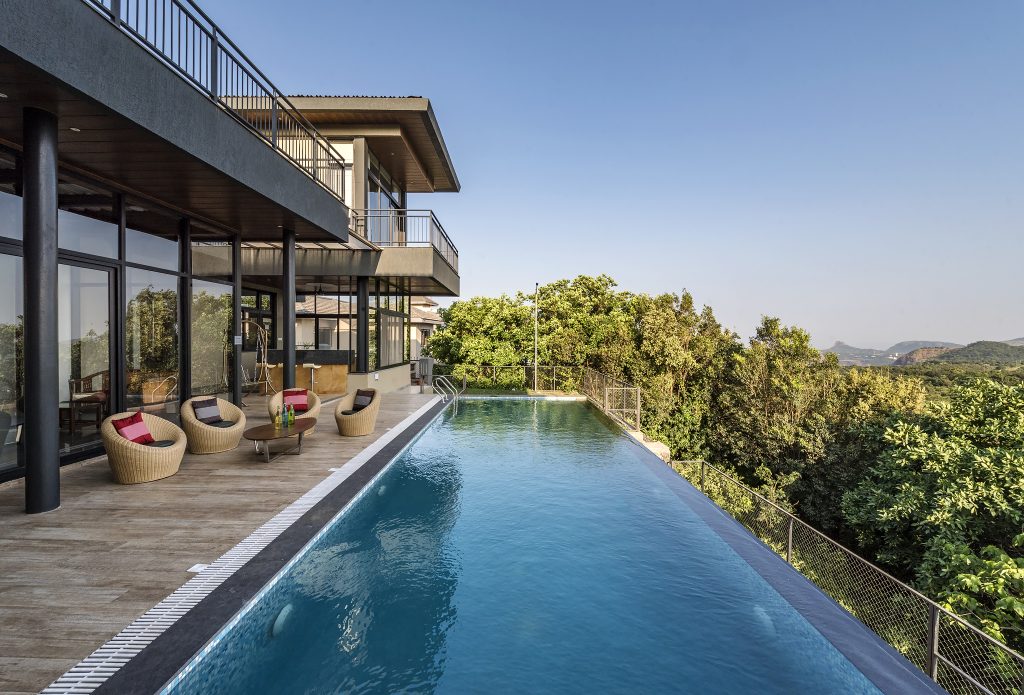 Lonavala Hillside Villa with pool