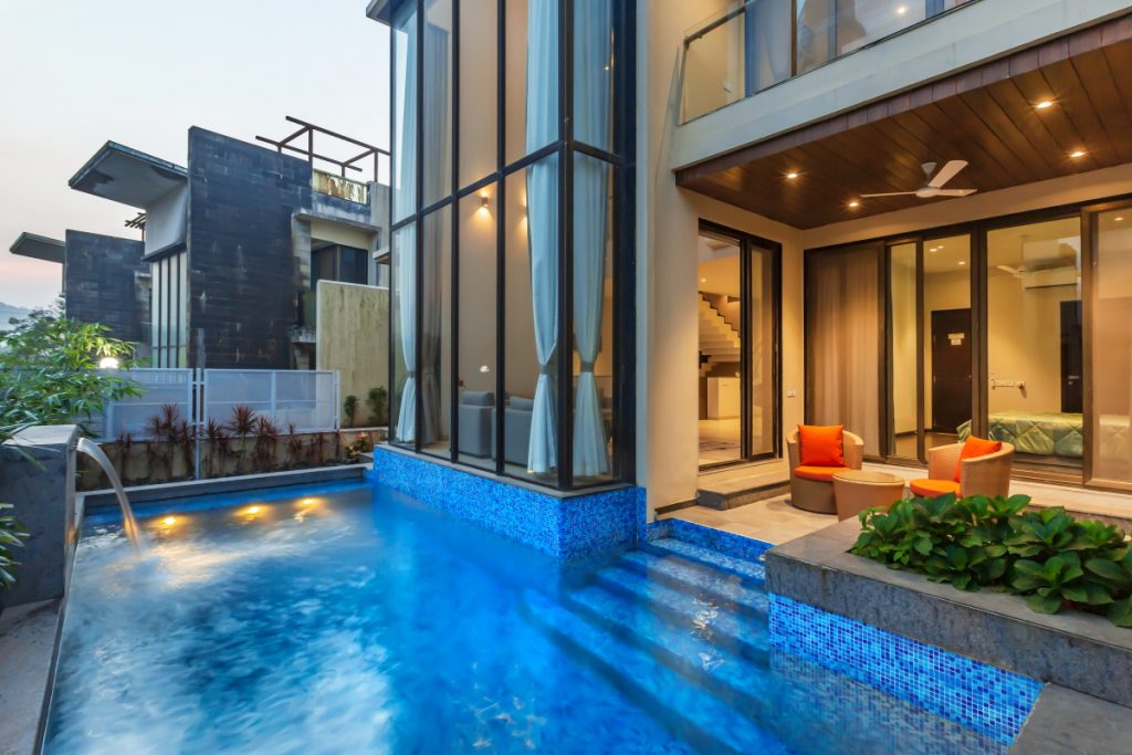 plunge pool, lavish villa