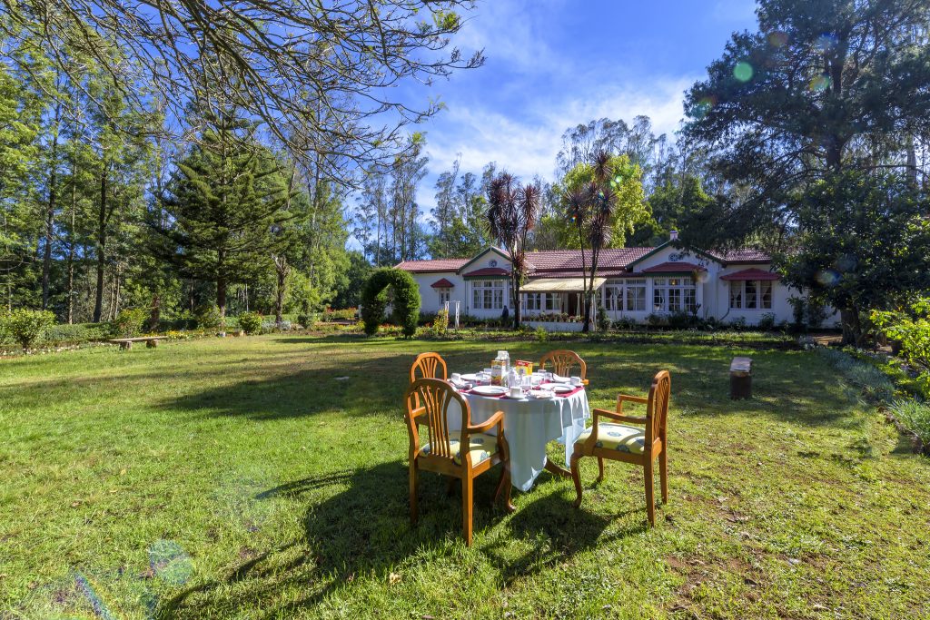 SaffronStays Milton Abbott Estate is the best elderly-friendly villa for your grandparents to reminisce the good old days.
